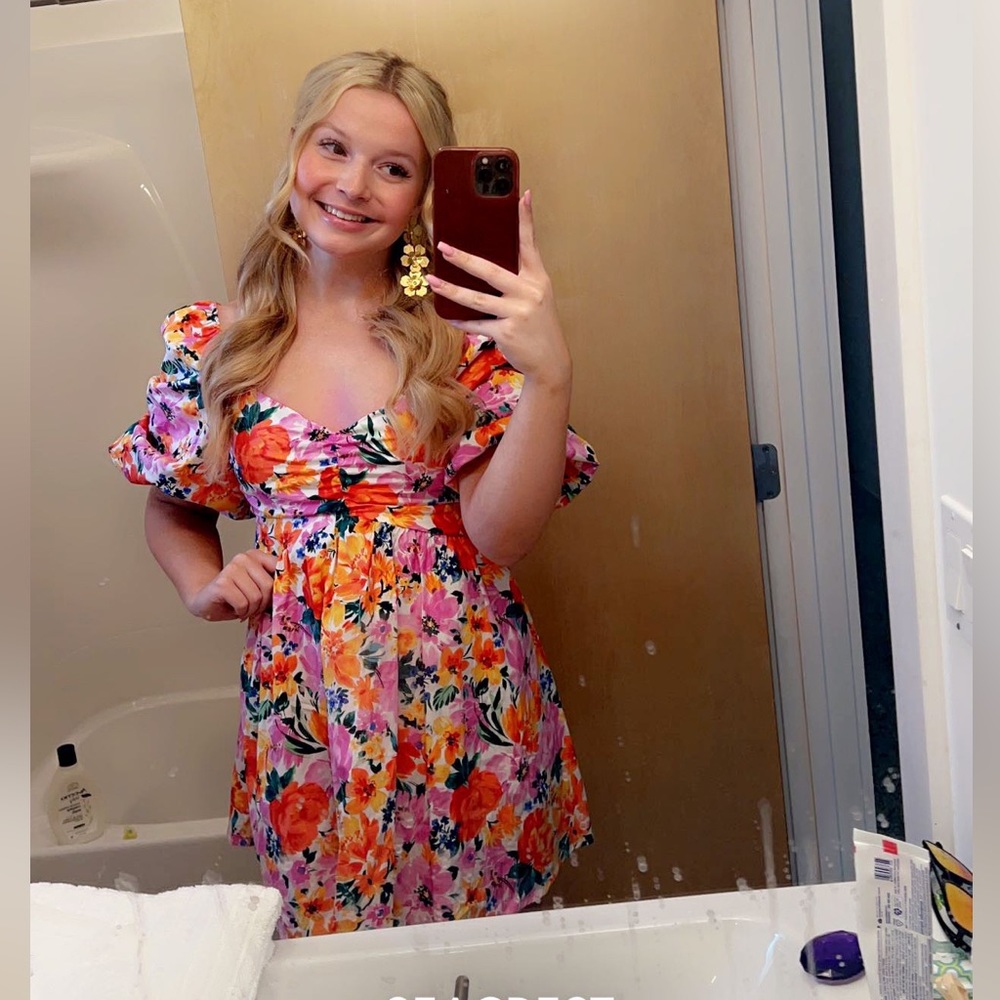 Altard state dress! It can’t be seen in this pic but is open back!